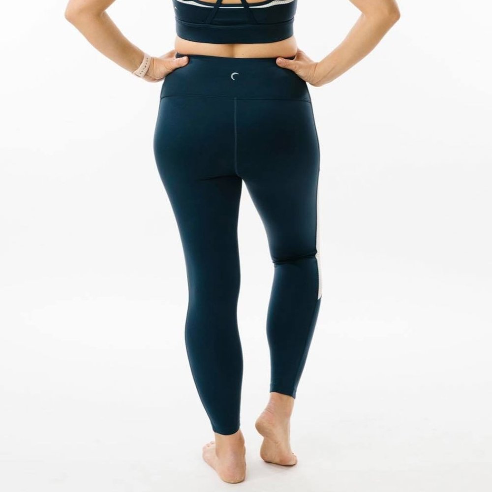 Zyia-Navy Primo Mesh Leggings